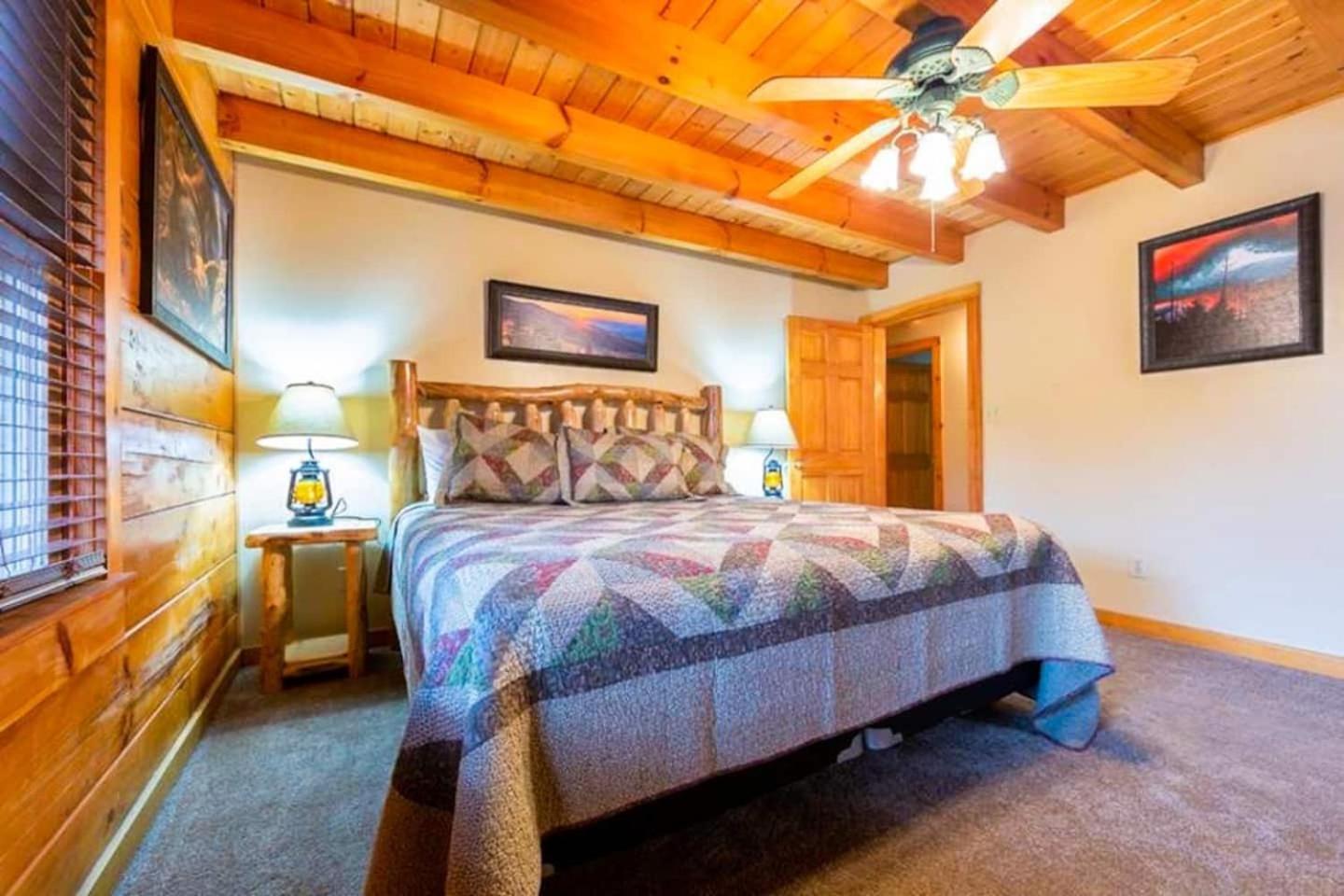 Pigeonforge Cabin Game Roomdog Friendlyhot Tub Pigeon Forge Extérieur photo