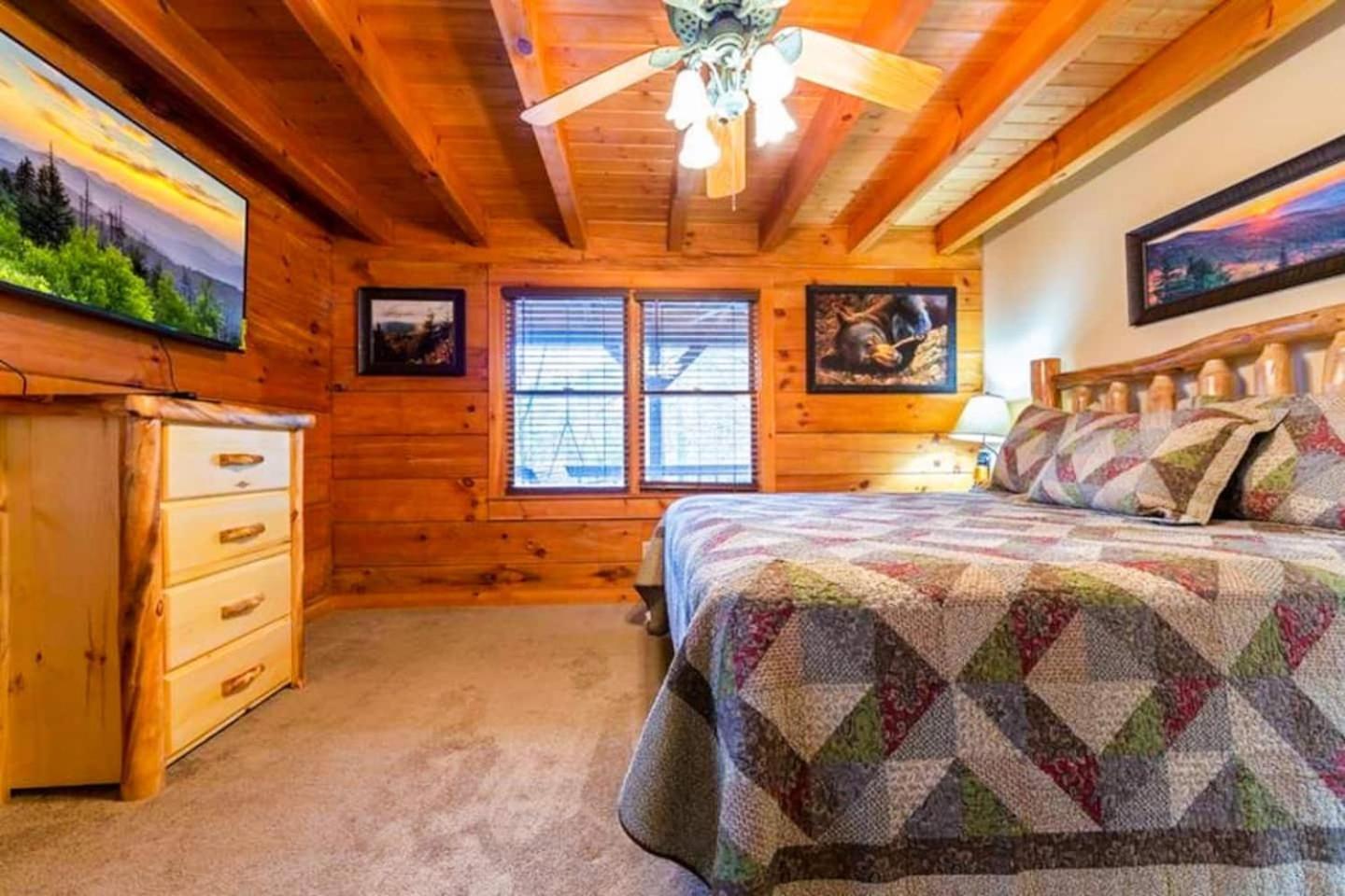 Pigeonforge Cabin Game Roomdog Friendlyhot Tub Pigeon Forge Extérieur photo
