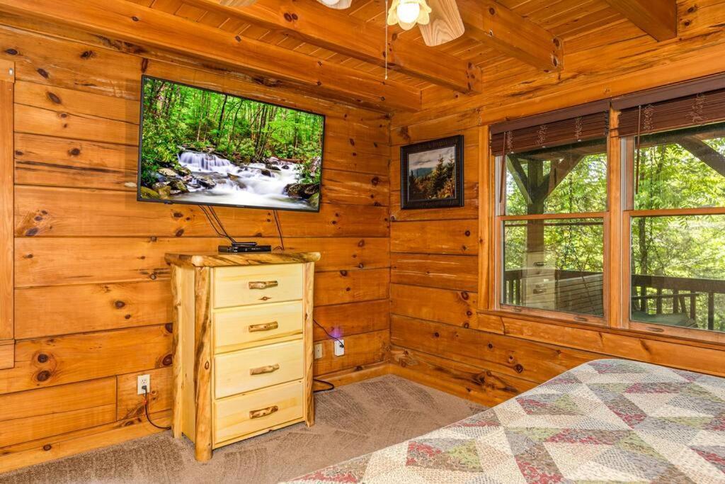 Pigeonforge Cabin Game Roomdog Friendlyhot Tub Pigeon Forge Extérieur photo