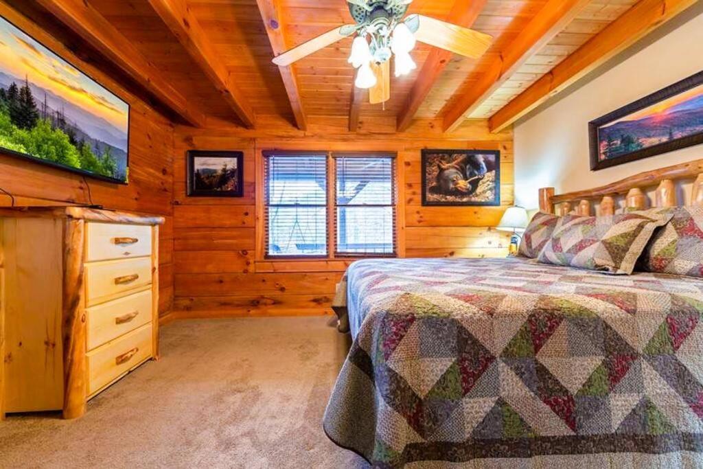 Pigeonforge Cabin Game Roomdog Friendlyhot Tub Pigeon Forge Extérieur photo