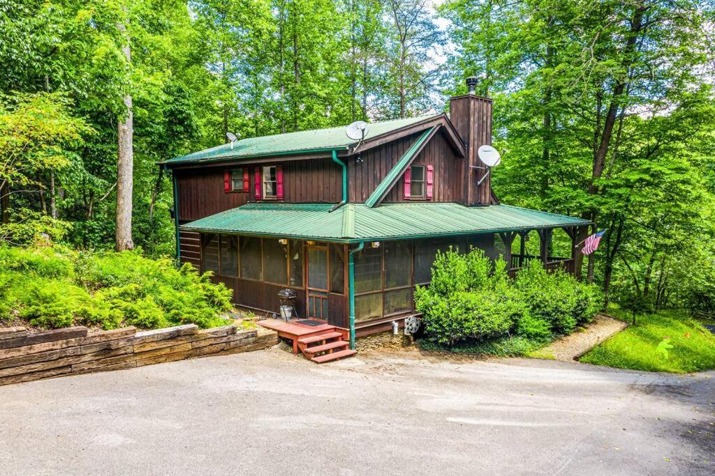 Pigeonforge Cabin Game Roomdog Friendlyhot Tub Pigeon Forge Extérieur photo